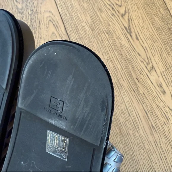 Fendi Zucca FF logo brown Slide Sandals with Buckle - Picture 5 of 10